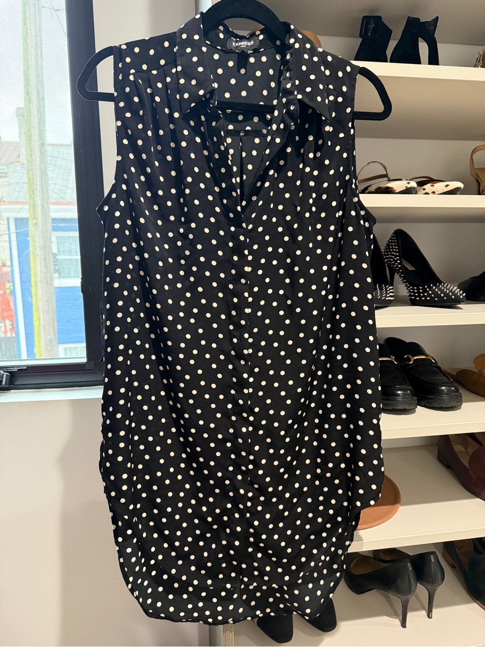 Express Black Sleeveless Polka Dot Collared Shift Dress